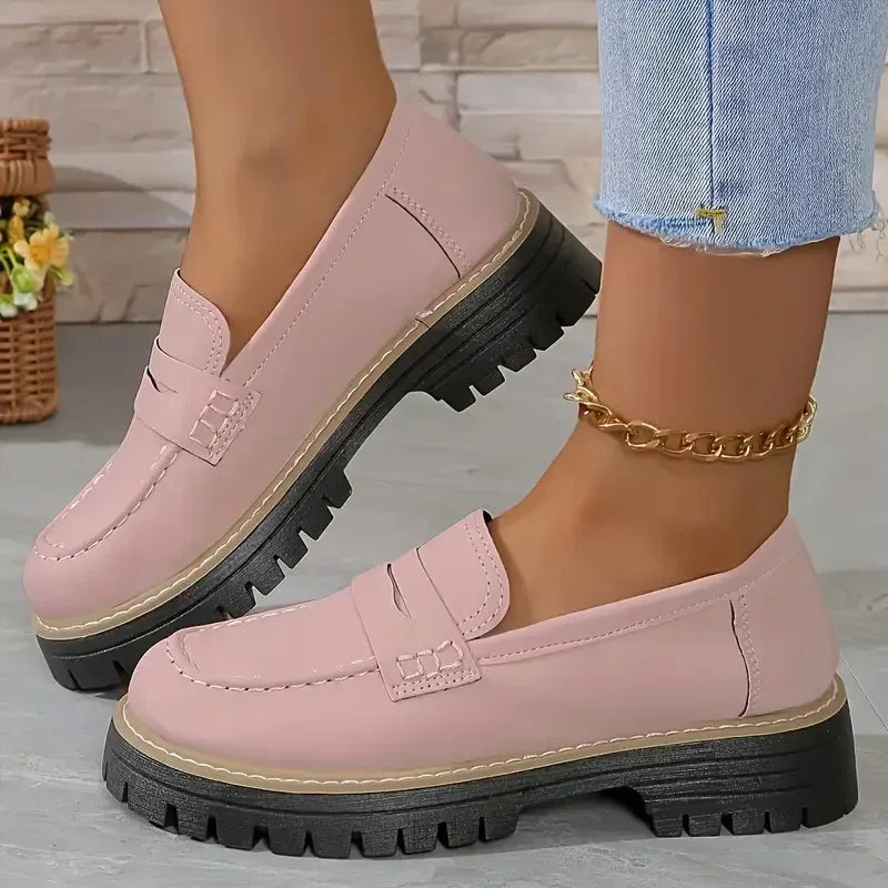 Sienna™ – Loafers en Daim Intemporels